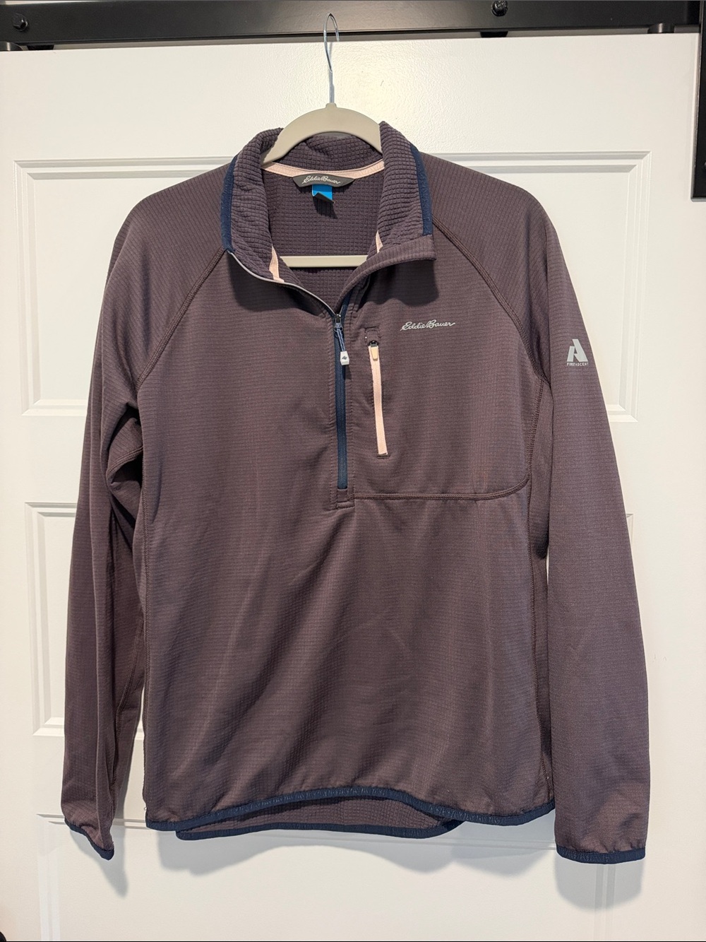 Eddie Bauer Men's Plum Half-Zip Lightweight Pullover